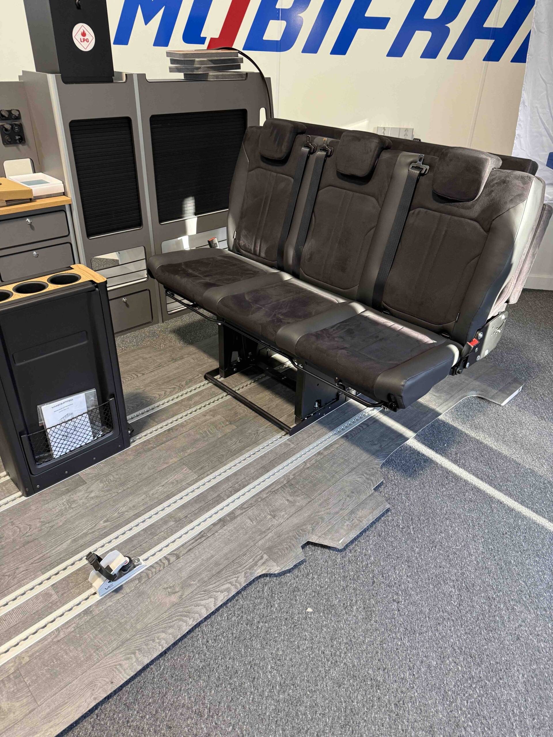 mobiframe-floors-beds-vanrock